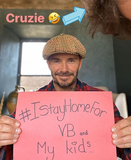 Я залишаюся вдома заради: Зірки запустили флешмоб із закликом до самоізоляції