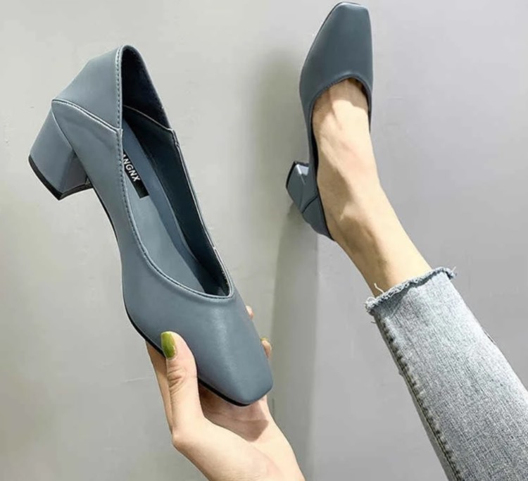 човники на товстому каблуці