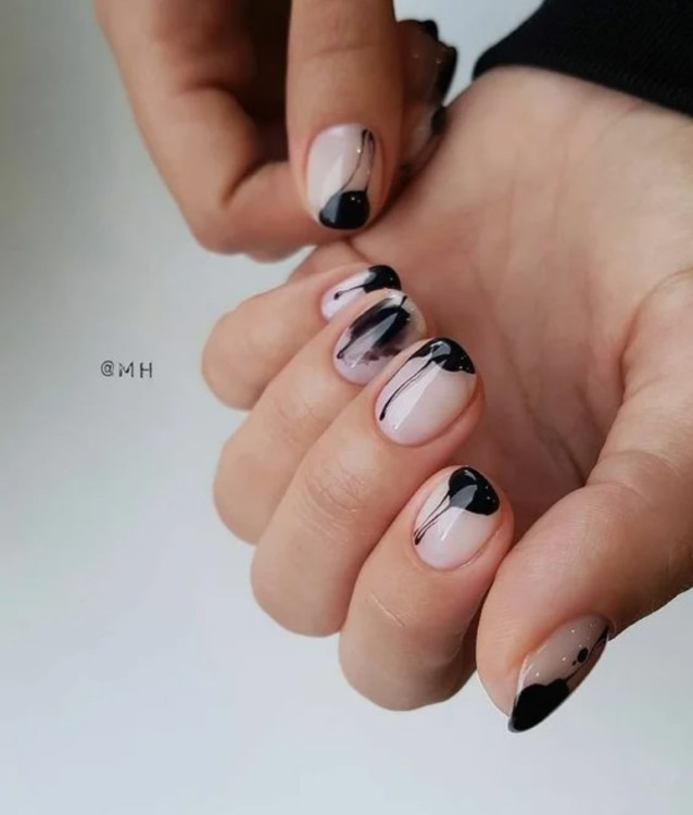 димчастий дизайн манікюру