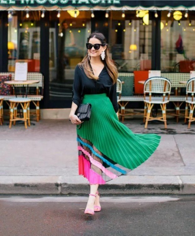 Плісе з барвистим орнаментом