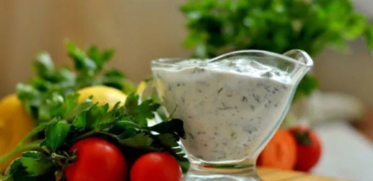 Приготуйте до запіканки смачний часниковий соус