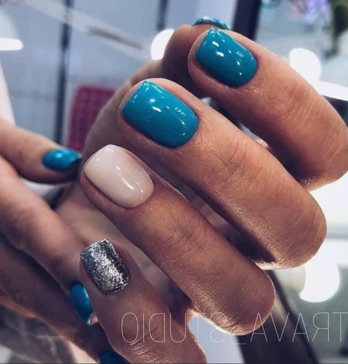 яскравий літній манкюр 3