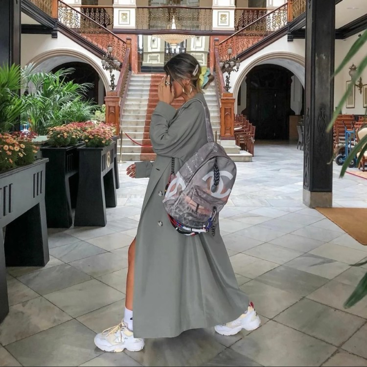 масивні кросівки