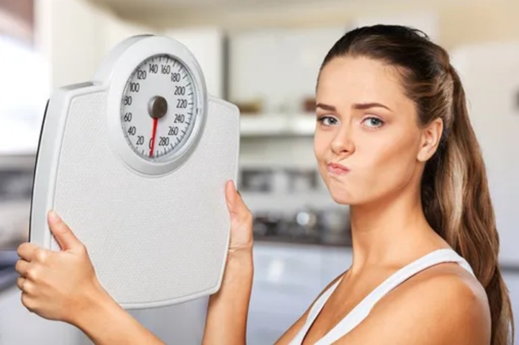 Фахівці назвали 5 проблем зі здоров'ям, через які збільшується вага