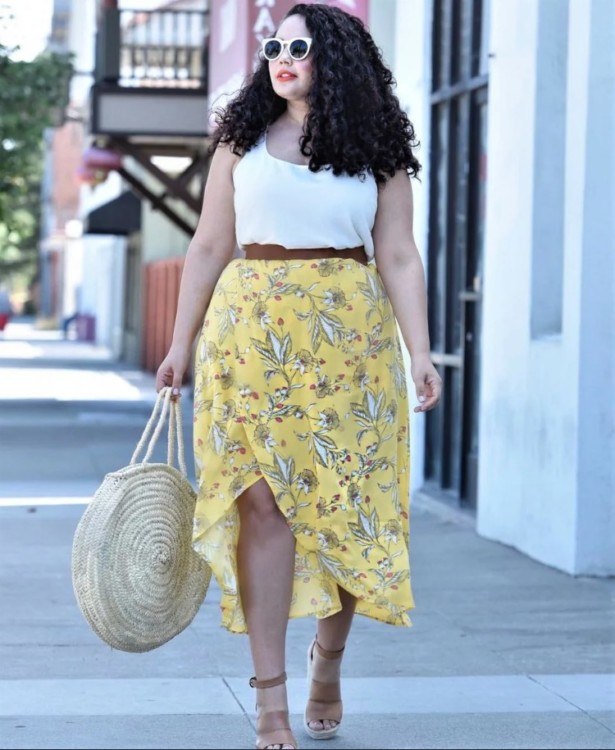 спідниці для повних жінок