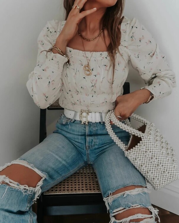 блузка з джинсами