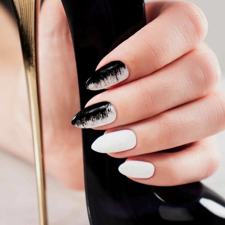 чорно-білий манікюр 7