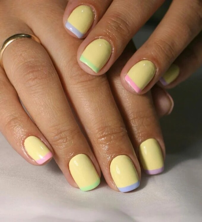 французький манікюр 9