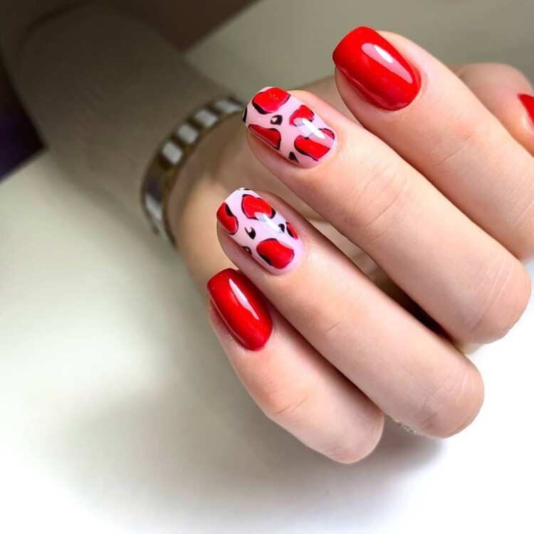 манікюр на короткі нігті 3