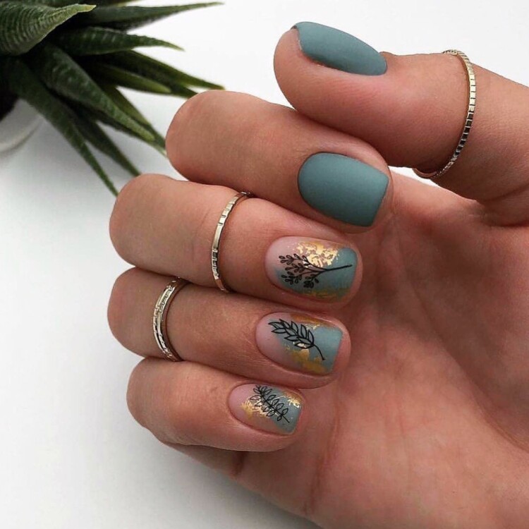 манікюр на короткі нігті 9