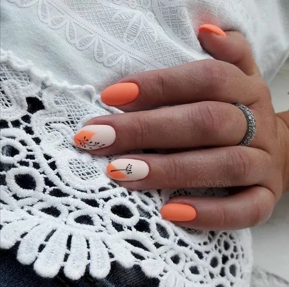 манікюр з гілочками