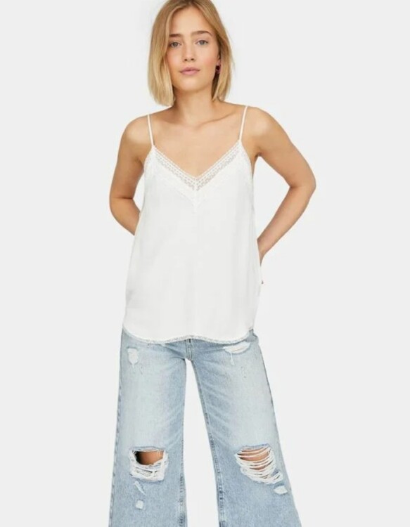 топ в білизняному стилі