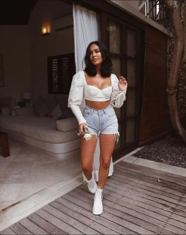 топ з довгими рукавами