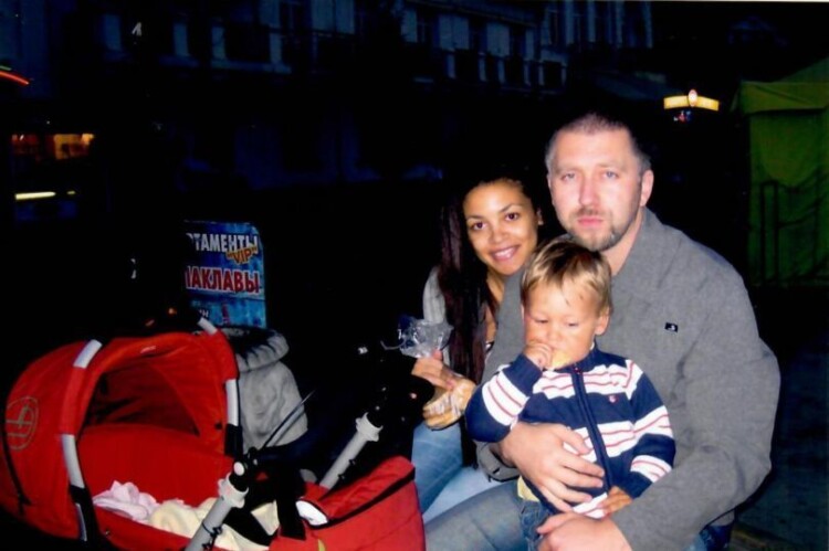 Поліна Ололо, Серьога