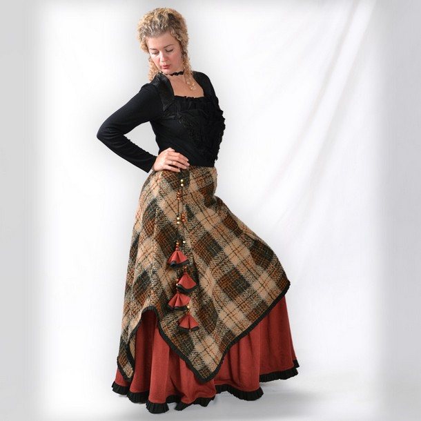 багатошарова спідниця