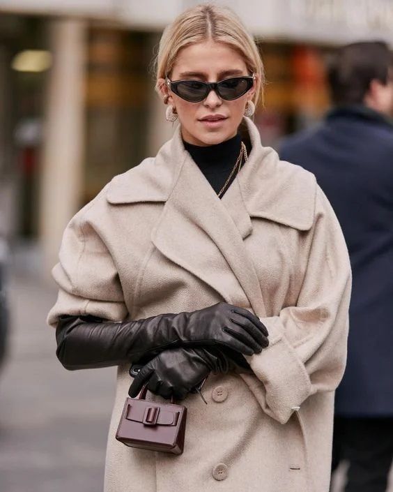 довгі рукавички