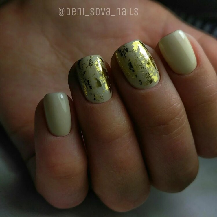фольгований манікюр 4