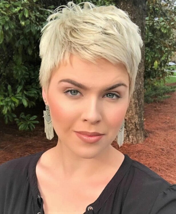 короткі стрижки