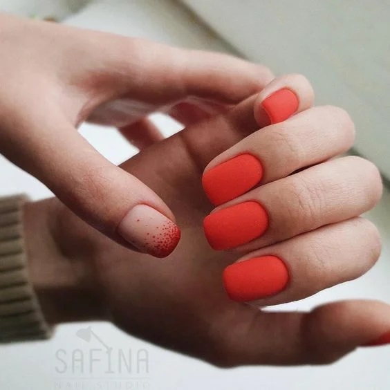 манікюр з цятками