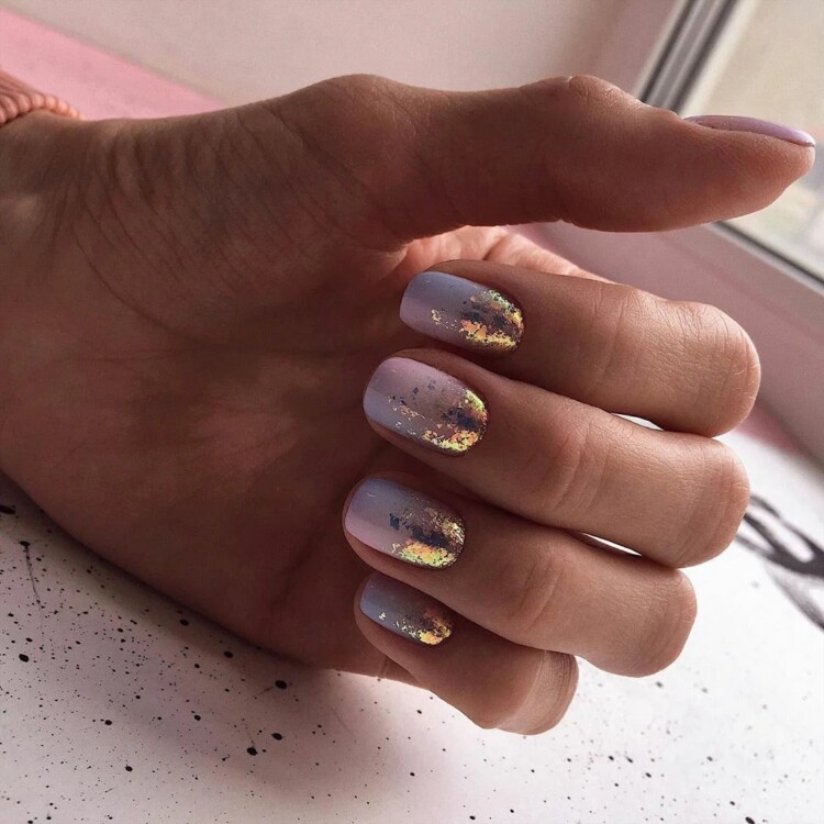 манікюр з фольгою