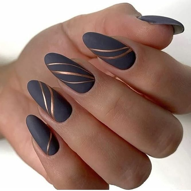 манікюр зі смужками 11