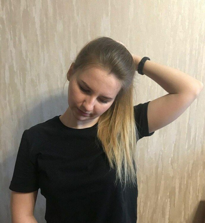 Розтягуємо м'язи, що повертають голову