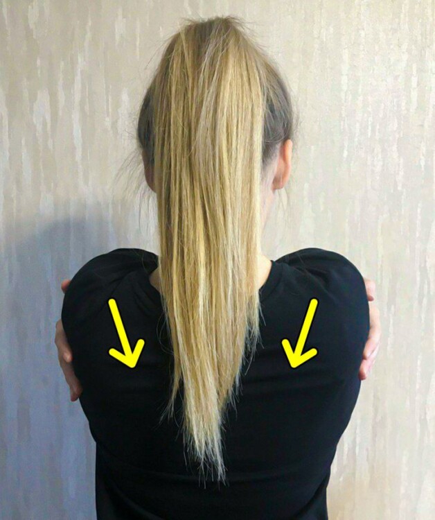 Розтягуємо м'язи спини