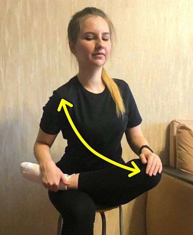 Розтягуємо сідничні м'язи