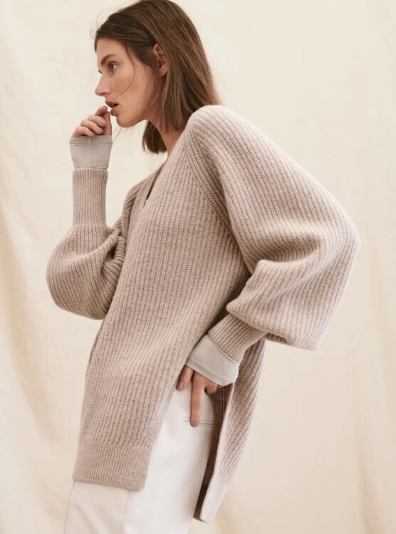 светри вільного крою