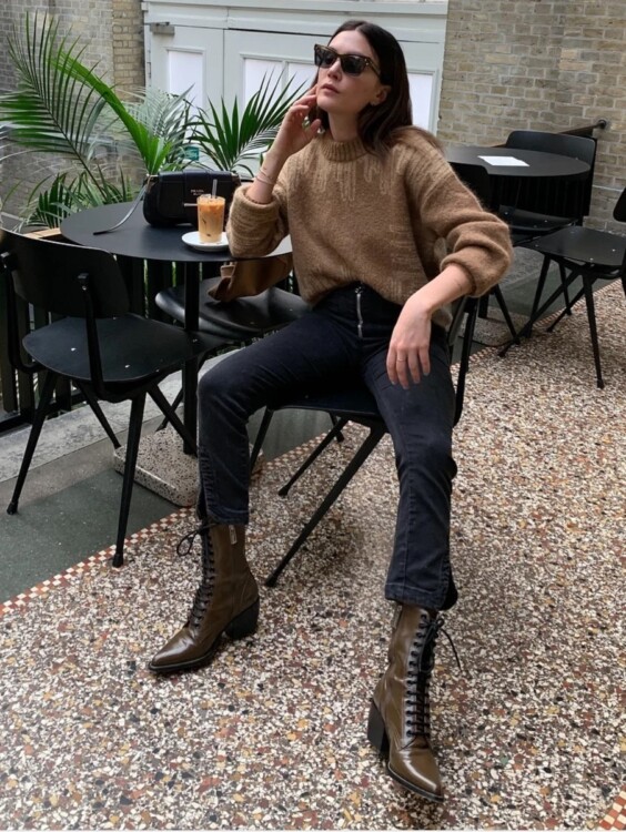 взуття зі шнурівкою