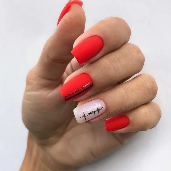 червоний манікюр