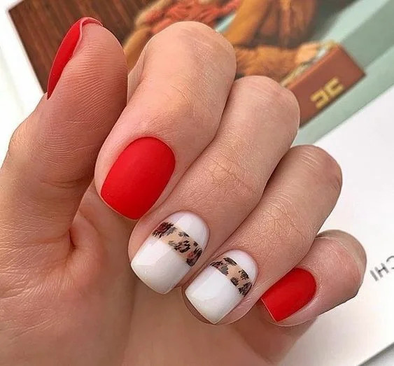 червоний манікюр 2