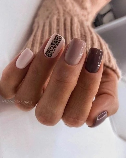 комбінований манікюр з декором