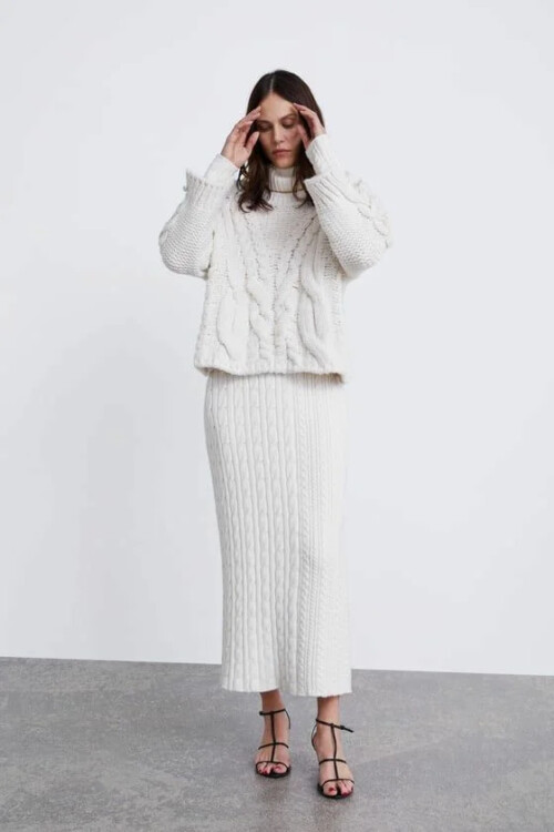 трикотажна спідниця олівець