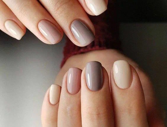Модний манікюр в ніжних відтінках 2023 5