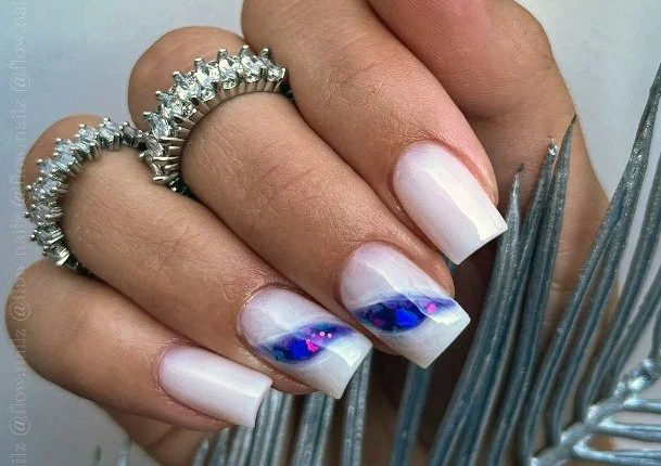 Трендові ідеї манікюру в молочному кольорі 2023 10