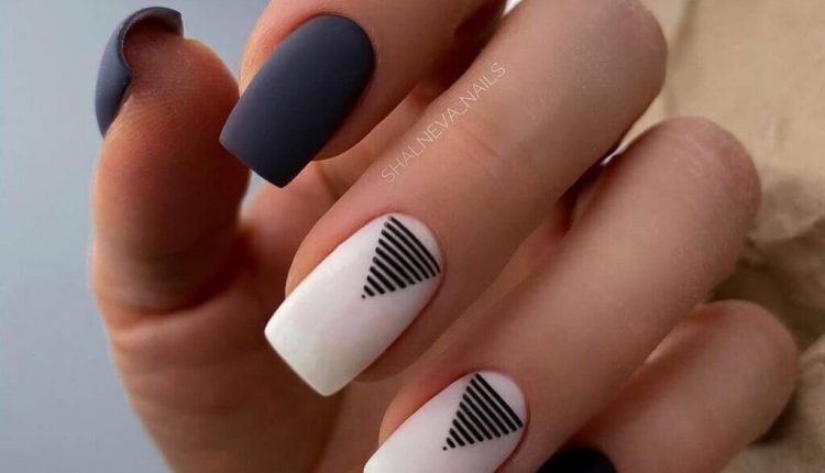 Modnyi chorno-bilyi manikiur 2